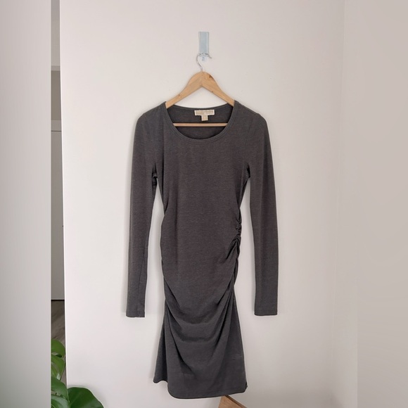 Michael Kors Ruched Long Sleeve Dress ~ size XS 🐞 - Picture 2 of 6
